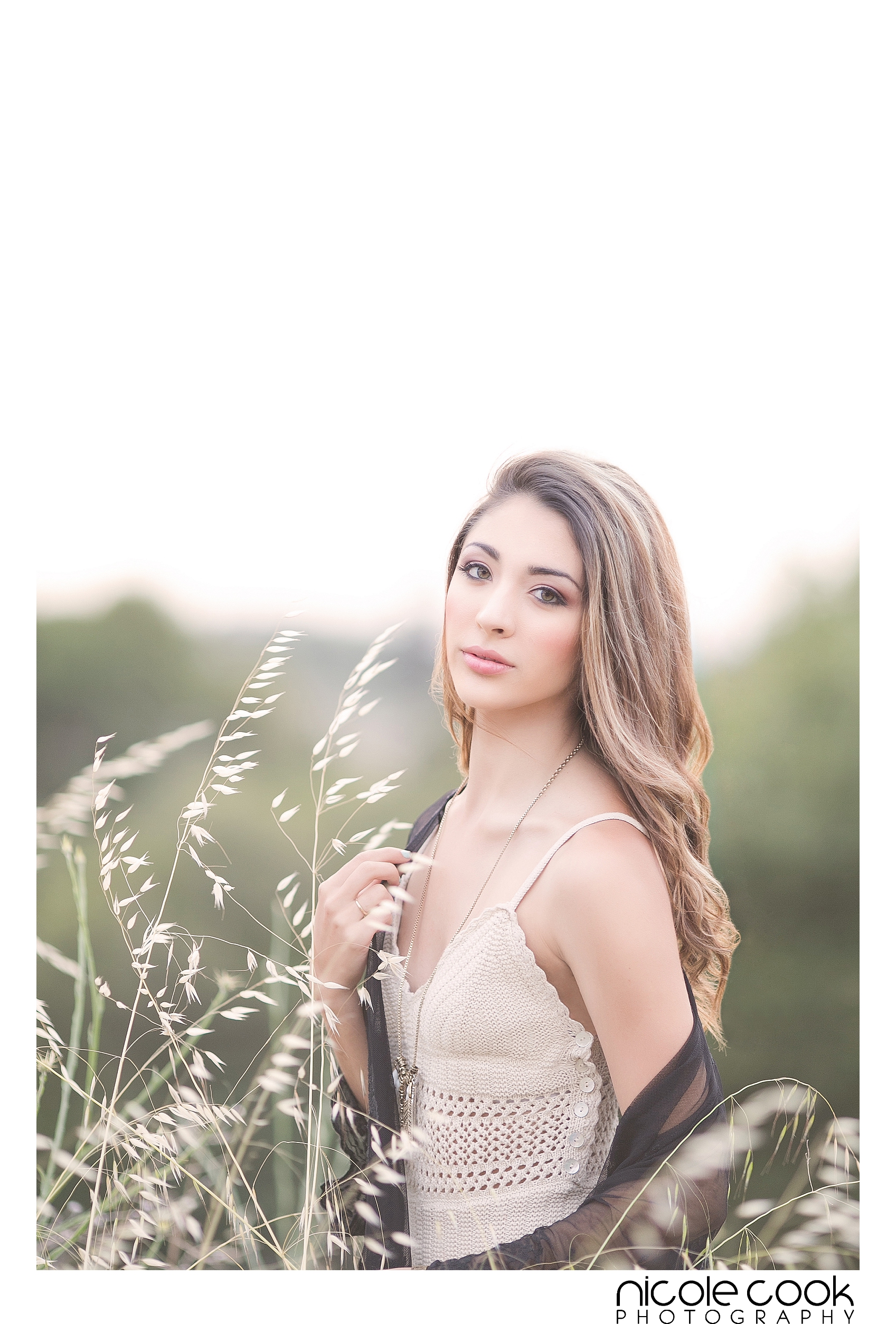 del-oro-high-school-senior-portraits-nicole-cook_0367.jpg